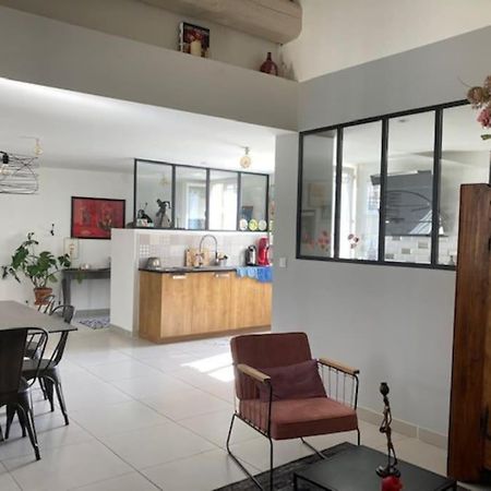 Loft Au Coeur De Nimesアパートメント エクステリア 写真