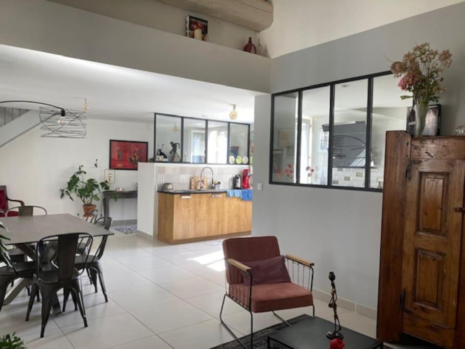 Loft Au Coeur De Nimesアパートメント エクステリア 写真